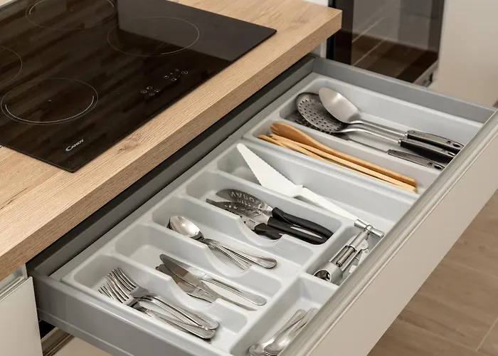 - New With Netflix & Free Parking * La Spezia